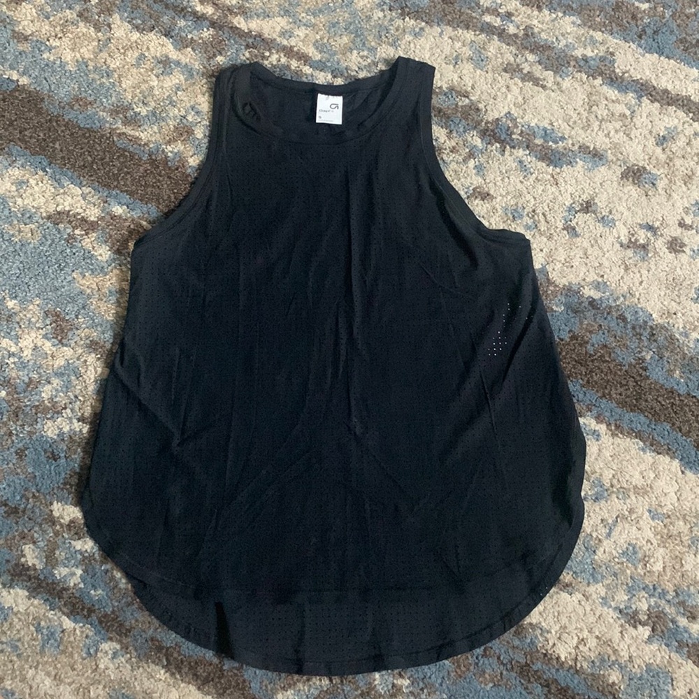 Women’s Gap Fit tank top